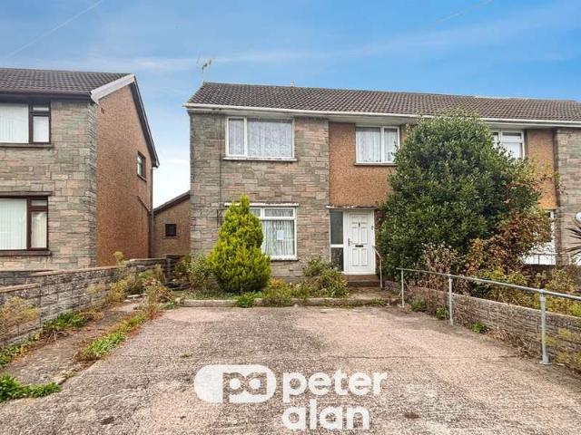 3 Bedroom Semi Detached House