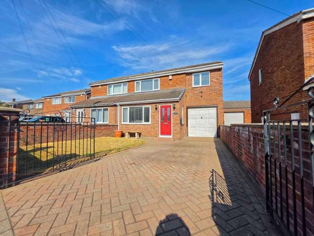 3 Bedroom Semi Detached House