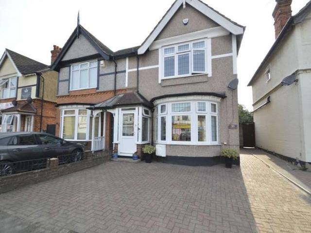 3 Bedroom Semi Detached House