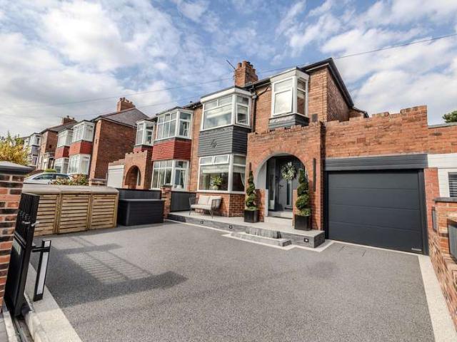 3 Bedroom Semi Detached House
