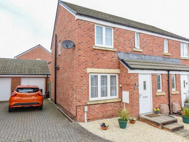 3 Bedroom Semi Detached House