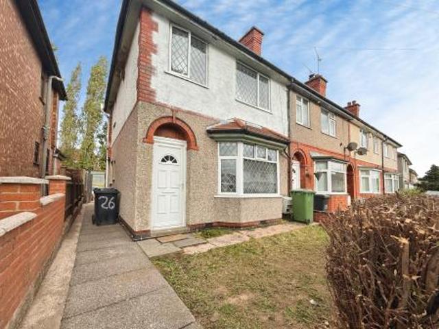 3 bedroom Semi detached house To Let