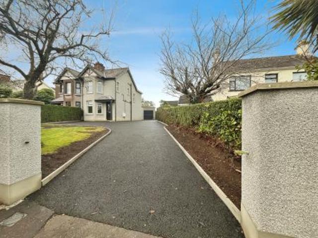 3 bedroom Semi detached house To Let