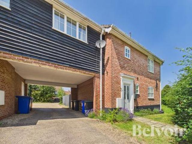 3 bedroom Semi detached house To Let