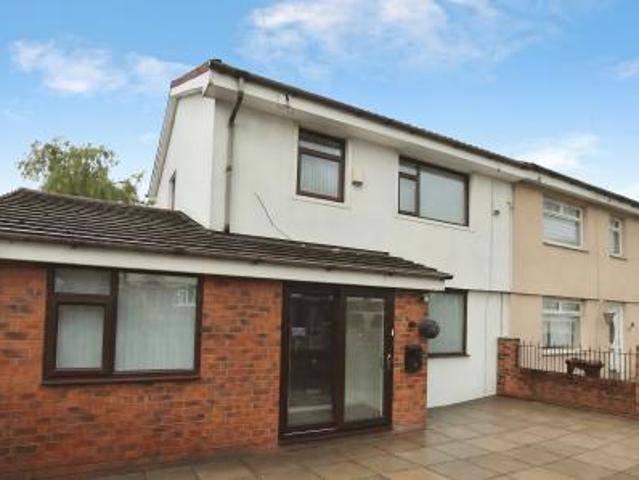 3 bedroom Semi detached house To Let