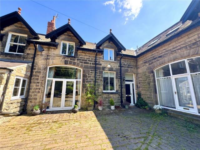 3 Bedroom Semi Detached House To Let