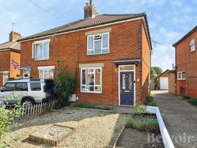 3 bedroom Semi detached house To Let