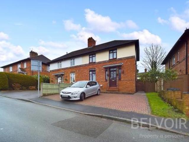 3 bedroom Semi detached house To Let