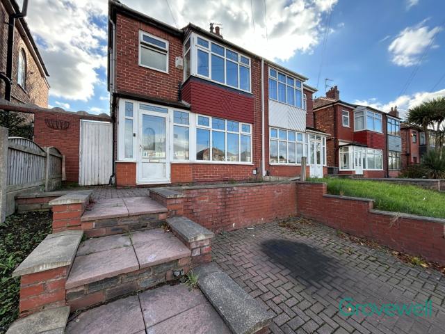 3 bedroom Semi detached house to let Hollinwood Avenue, Chadderton, Oldham