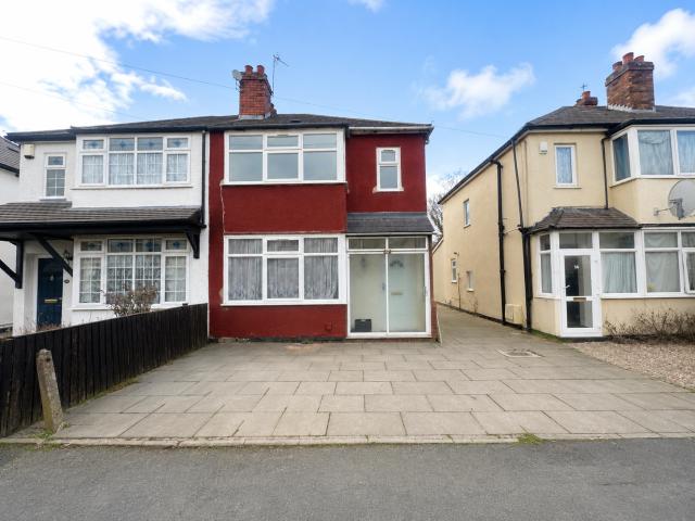3 bedroom Semi detached house to let Nelson Avenue, Bilston, WV14 6RT