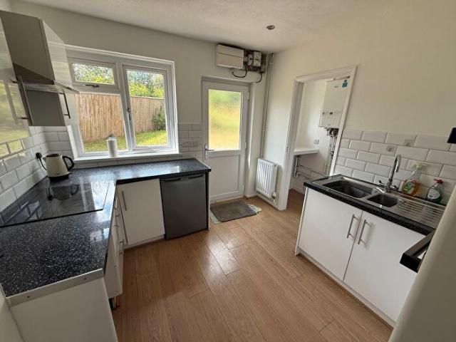 3 Bedroom Semi Detached House To Rent In Maesybont, Ammanford, SA18