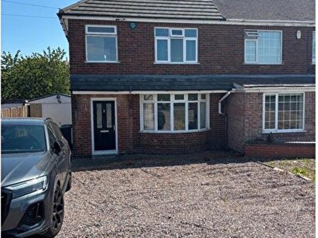 3 Bedroom Semi Detached House To Rent In Mount Pleasant Road, Swadlincote, DE11