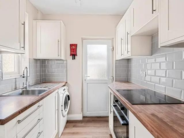 3 Bedroom Semi Detached House To Rent In Napier Road, Cowley, Oxfordshire, OX4