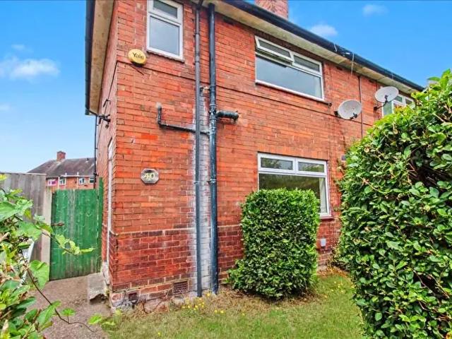 3 Bedroom Semi Detached House To Rent In Northwood Crescent, Arnold, Nottingham, NG5