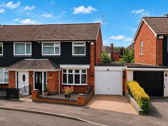 3 Bedroom Semi Detached House To Rent In Overdale Avenue, Glenfield, Leicester, Leicestershire, LE3