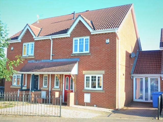 3 Bedroom Semi Detached House To Rent In Oakham Close, Desborough, NN14