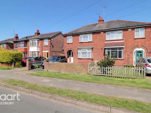 3 Bedroom Semi Detached House To Rent In Old Stoke Road, Aylesbury, HP21