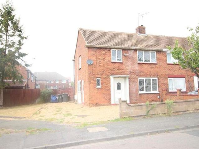 3 Bedroom Semi Detached House To Rent In Allen Road, Rushden, Northamptonshire, NN10