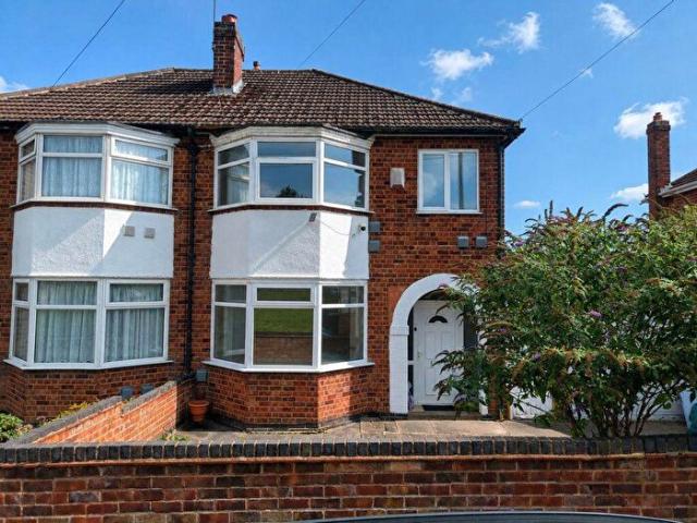 3 Bedroom Semi Detached House To Rent In Asquith Boulevard, Leicester, LE2