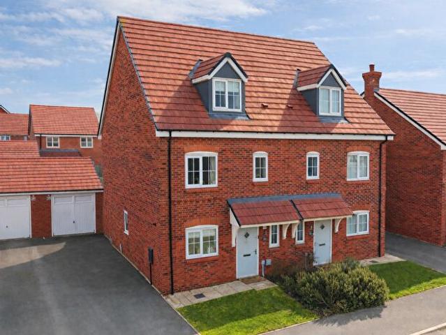 3 Bedroom Semi Detached House To Rent In Bushby Road, Oadby, LE2