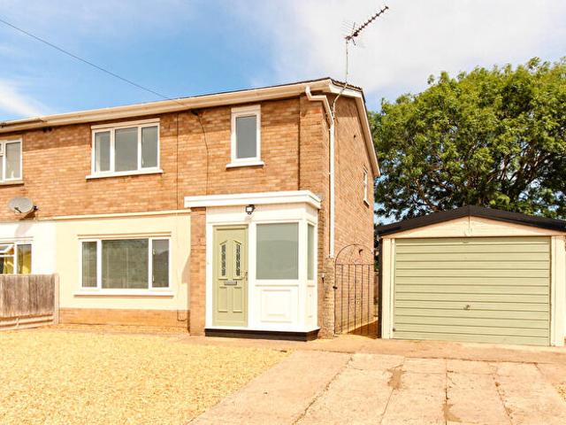 3 Bedroom Semi Detached House To Rent In Burns Road, Wellingborough, NN8