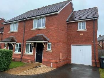 3 Bedroom Semi Detached House To Rent In Boulder Close, Wilnecote, Tamworth, B77