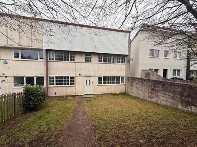 3 Bedroom Semi Detached House To Rent In Bradville, MK13
