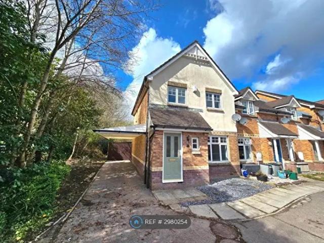 3 Bedroom Semi Detached House To Rent In Cwrt Y Fedwen, Swansea, SA7