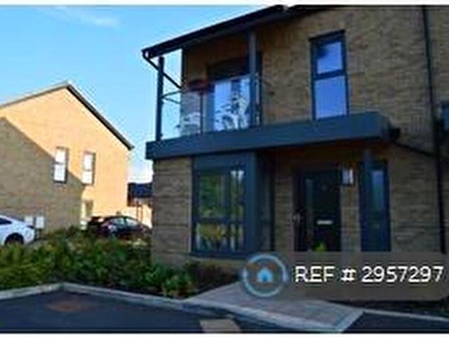 3 Bedroom Semi Detached House To Rent In Cyber Avenue, Oakgrove, Milton Keynes, MK10