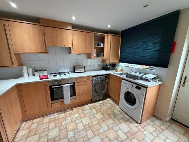 3 Bedroom Semi Detached House To Rent In Cypress Way, Nuneaton, CV10