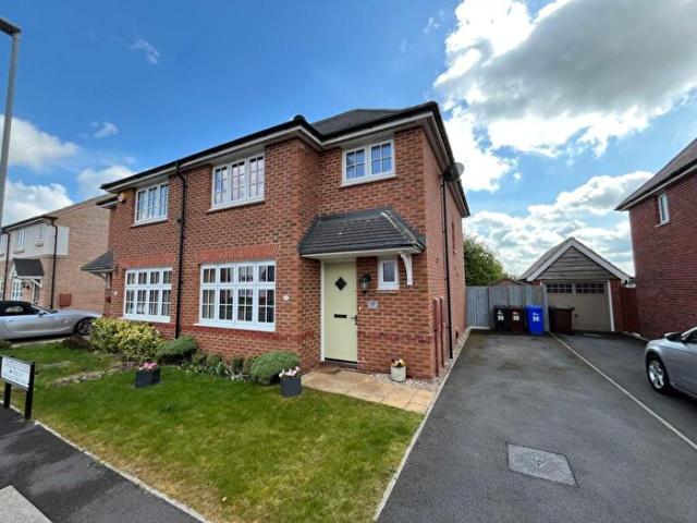 3 Bedroom Semi Detached House To Rent In Castle Close, Stretton, DE13