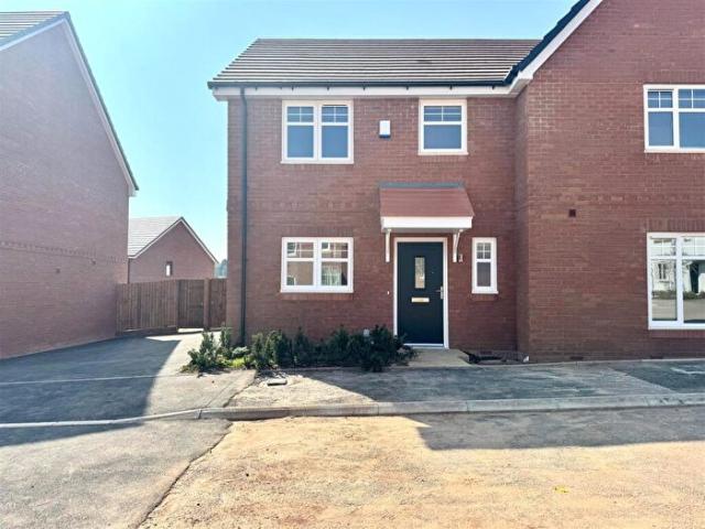 3 Bedroom Semi Detached House To Rent In Carrington Way, The Meadows, Coventry, CV7