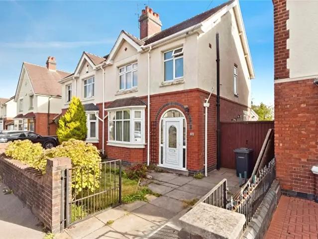 3 Bedroom Semi Detached House To Rent In Chamberlaine Street, Bedworth, Warwickshire, CV12