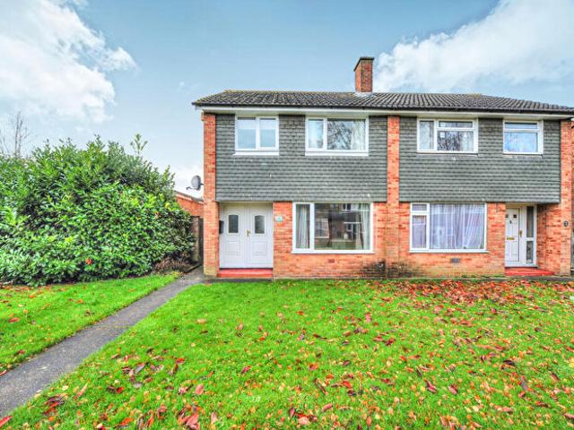3 Bedroom Semi Detached House To Rent In Clyde Place, Bletchley, Milton Keynes, MK3