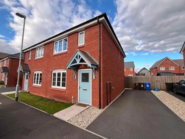 3 Bedroom Semi Detached House To Rent In Coppice Road, Tatenhill, DE13