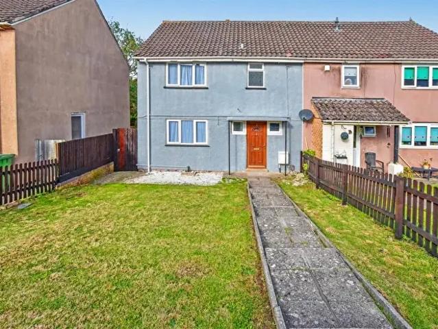 3 Bedroom Semi Detached House To Rent In Counts Farm Road, Corby, NN18