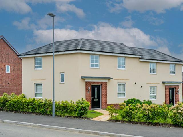 3 Bedroom Semi Detached House To Rent In Cranwell Crescent, Eaton Leys, Milton Keynes, MK17