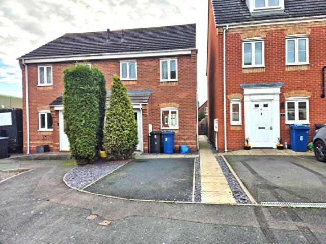 3 Bedroom Semi Detached House To Rent In Croft Avenue, Tamworth, B79