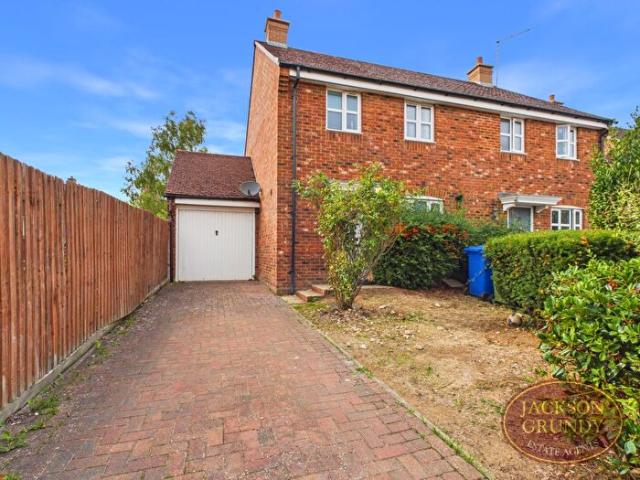 3 Bedroom Semi Detached House To Rent In Cross's Grange, Hartwell, NN7