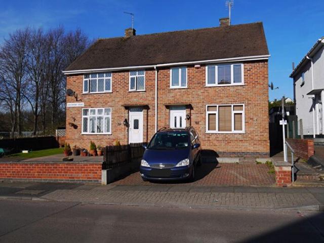 3 Bedroom Semi Detached House To Rent In Davenport Road, Leicester, LE5