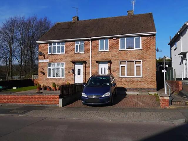 3 Bedroom Semi Detached House To Rent In Davenport Road, Leicester, LE5