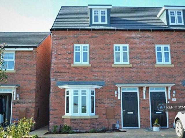 3 Bedroom Semi Detached House To Rent In Dogwood Drive, Market Harborough, LE16