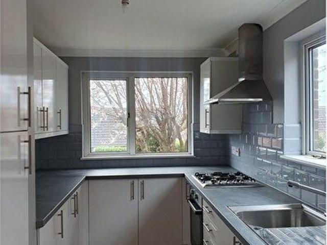 3 Bedroom Semi Detached House To Rent In Edale Close, Derby, DE22