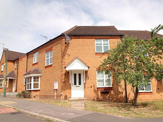 3 Bedroom Semi Detached House To Rent In Edmonstone Crescent, Bestwood, NG5