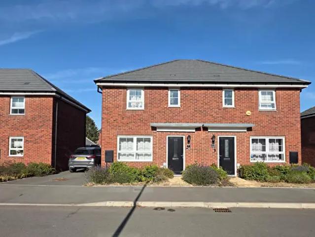3 Bedroom Semi Detached House To Rent In Fern Green Close, Rugby, Warwickshire, CV22