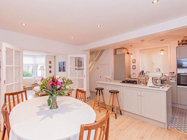 3 Bedroom Semi Detached House To Rent In Fern Hill Road, Oxford, OX4