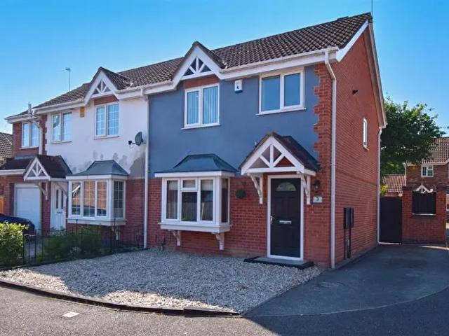 3 Bedroom Semi Detached House To Rent In Frampton Gardens, Heatherton Village, Derby, DE23