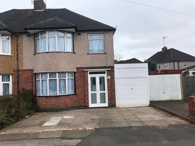 3 Bedroom Semi Detached House To Rent In Franciscan Road, Coventry, CV3