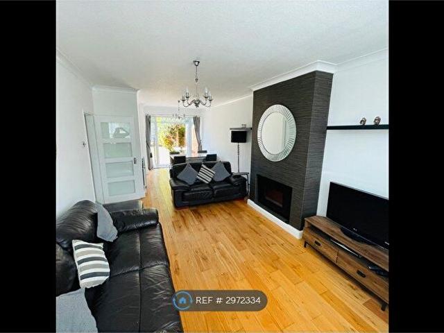 3 Bedroom Semi Detached House To Rent In Frankton Avenue, Coventry, CV3