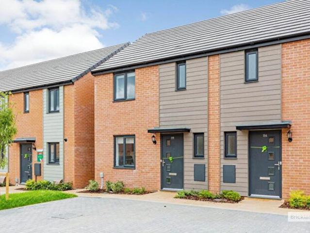 3 Bedroom Semi Detached House To Rent In Gabriel Way, Wellingborough, NN8